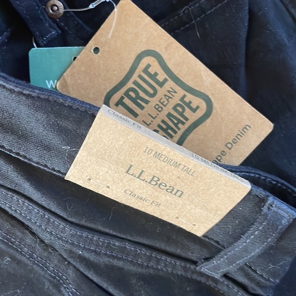 NWT LL bean classic fit 10 black jean - Picture 3 of 7